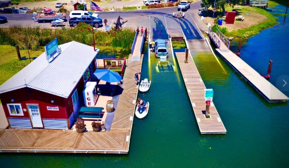 Holland Riverside Marina