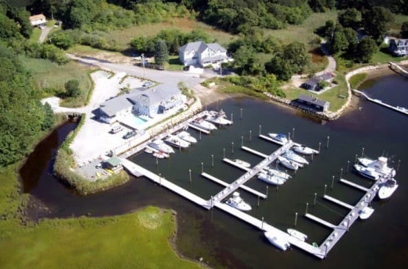 Billington Cove Yacht Club, Private Marina
