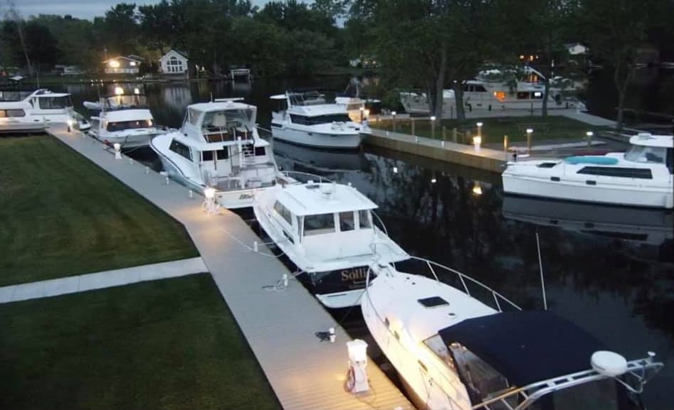 Winter Harbor Marina