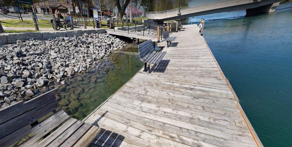 Front Street Public Dock & McKenzie Landing