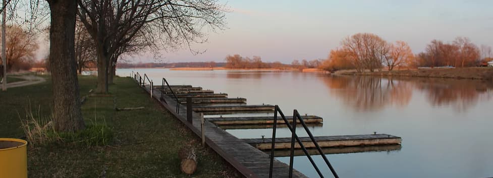 Grand River Marina & Cafe