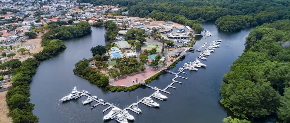 Guayaquil Yacht Club - Puerto Azul