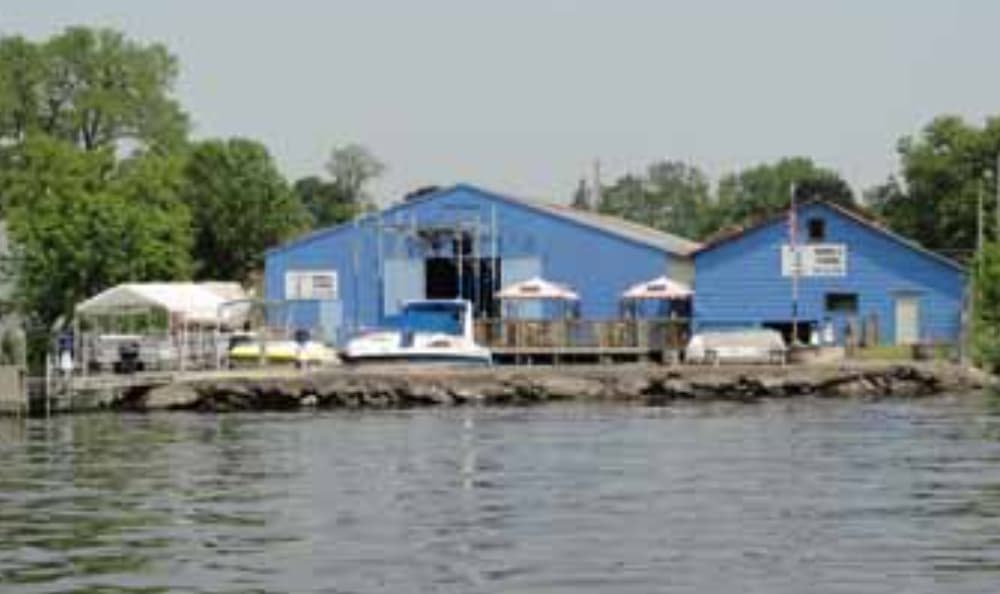 Bayshore Marina & Storage
