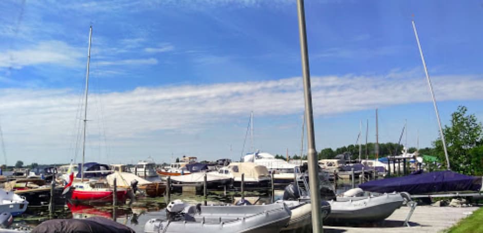 Jachthaven-Brasserie Vennemeer