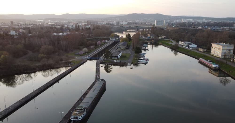 Port de Plaisance de l'écluse Robert SCHUMAN