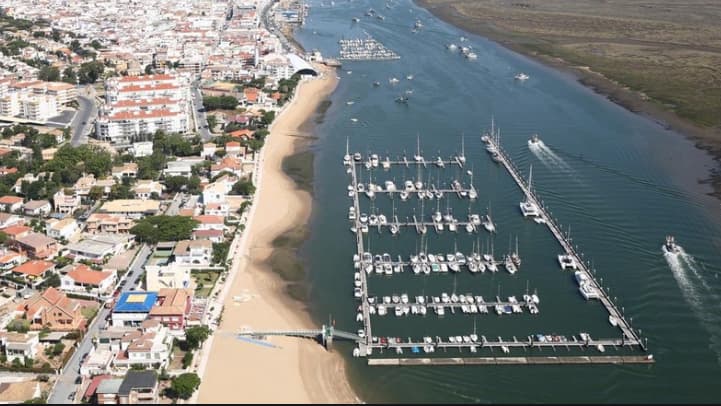 Real Club Marítimo and Punta Umbria Tennis