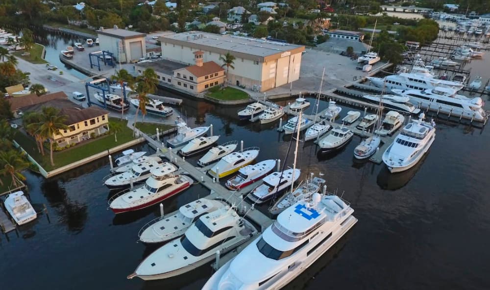 Hinckley Yacht Services - Stuart