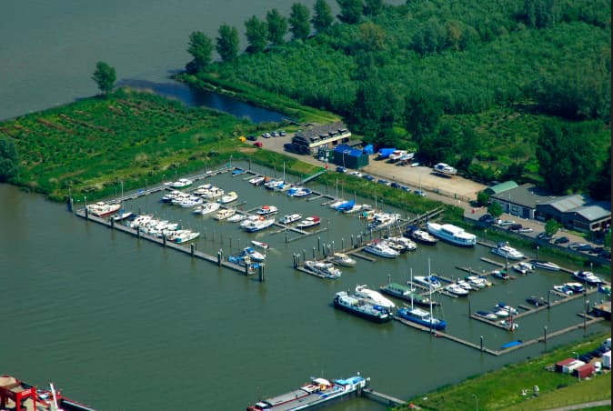 Ridderkerk Yacht Club Marina