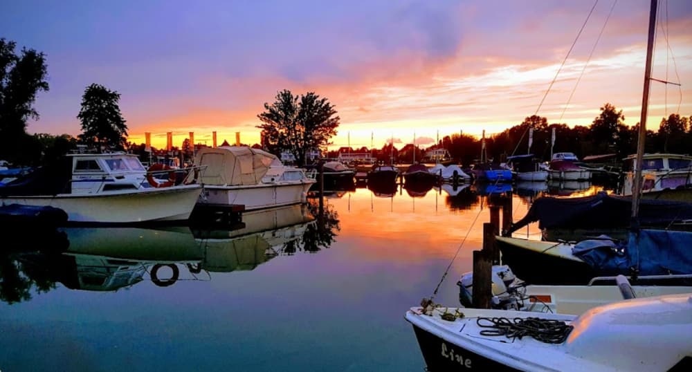 Watersportvereniging Uit Nood Ontstaan (U.N.O.)