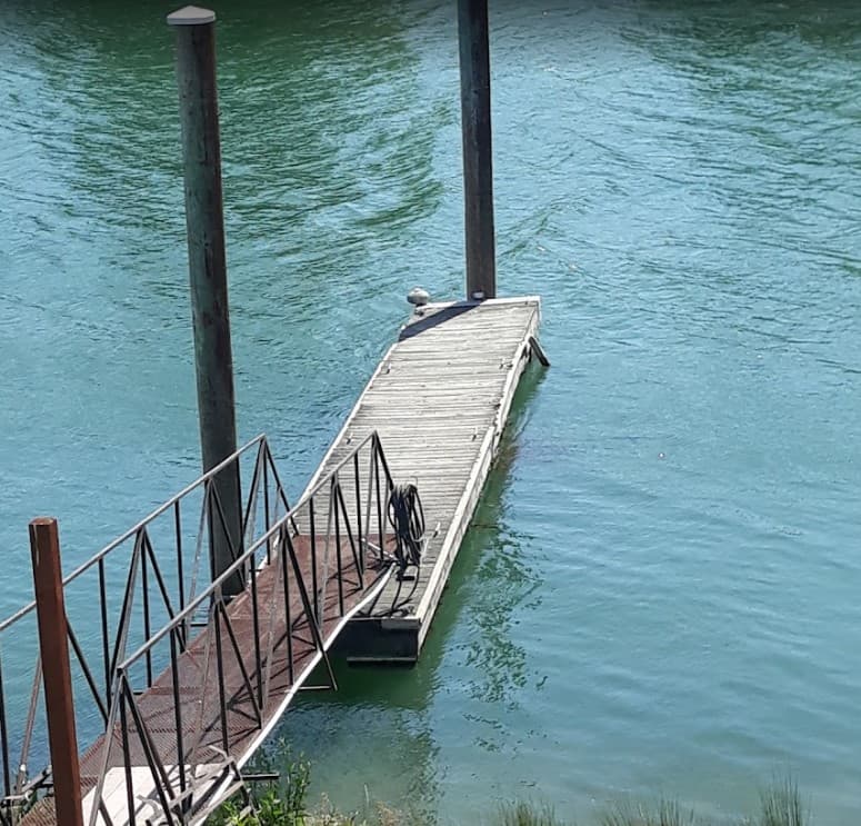 Deckhand's Marine Supply