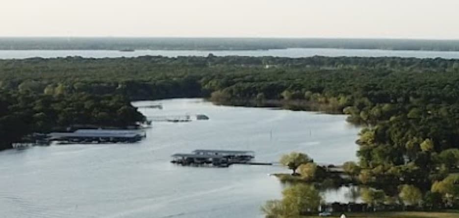 Shoreline RV Park & Marina