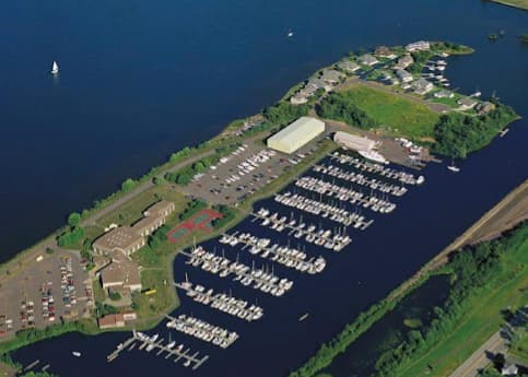 Barker's Island Marina