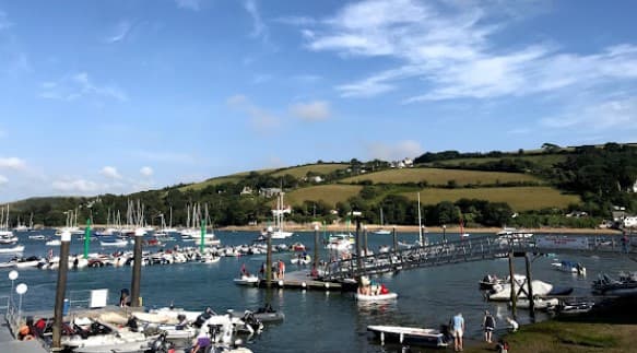  Salcombe Harbour