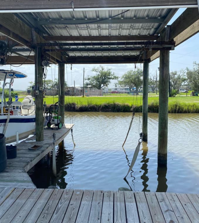 Bayou Oaks Resort & Marina