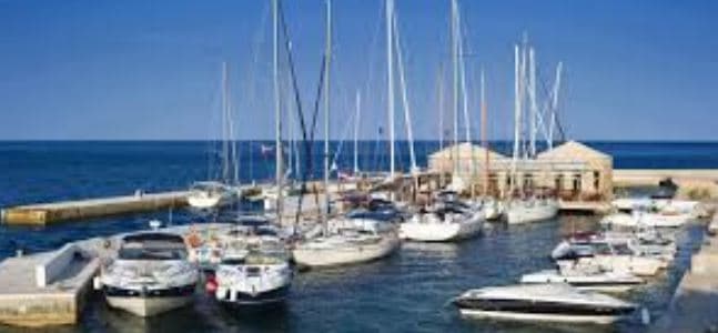 MARINA Marina Zlatan Otok