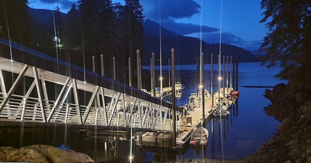 Hole in the Wall Harbor