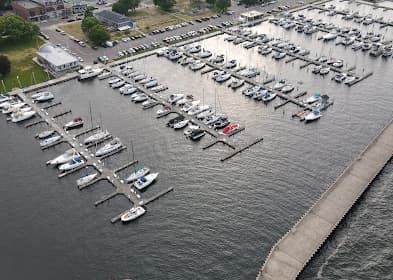Menominee Marina