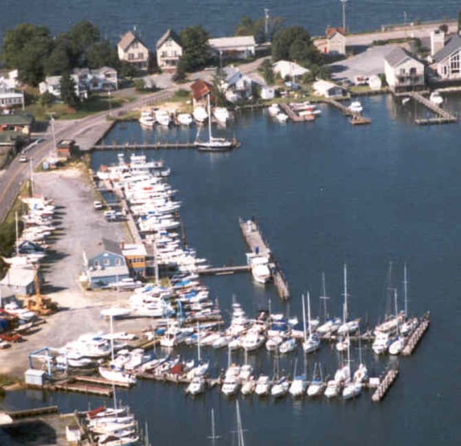 HARBOR ISLAND MARINA