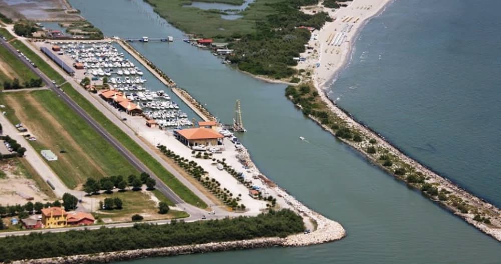 Porto Barricata - porto turistico nel cuore del delta del Po