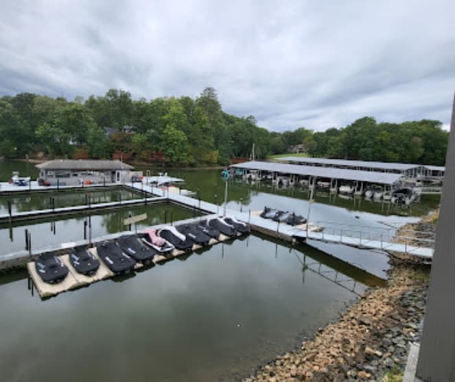 River Hills Marina