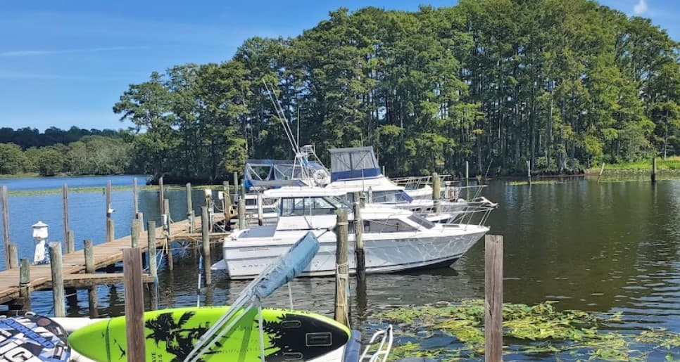 Colonial Harbor Marina