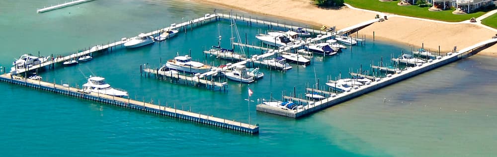 Pine Lake Club marina