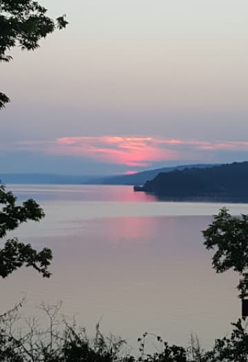 Strayhorn Marina Tenkiller