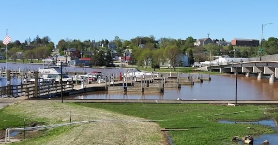 Kewaunee City Marina