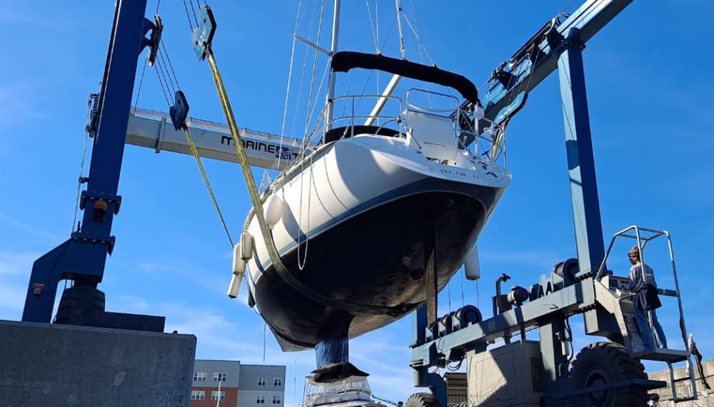 Hinckley Yacht Services - Stamford