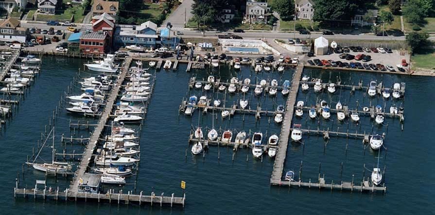 Burr's Marina