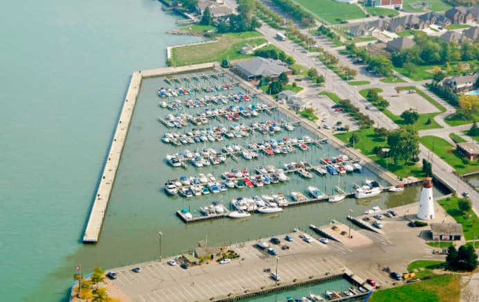 Lakeview Park Marina